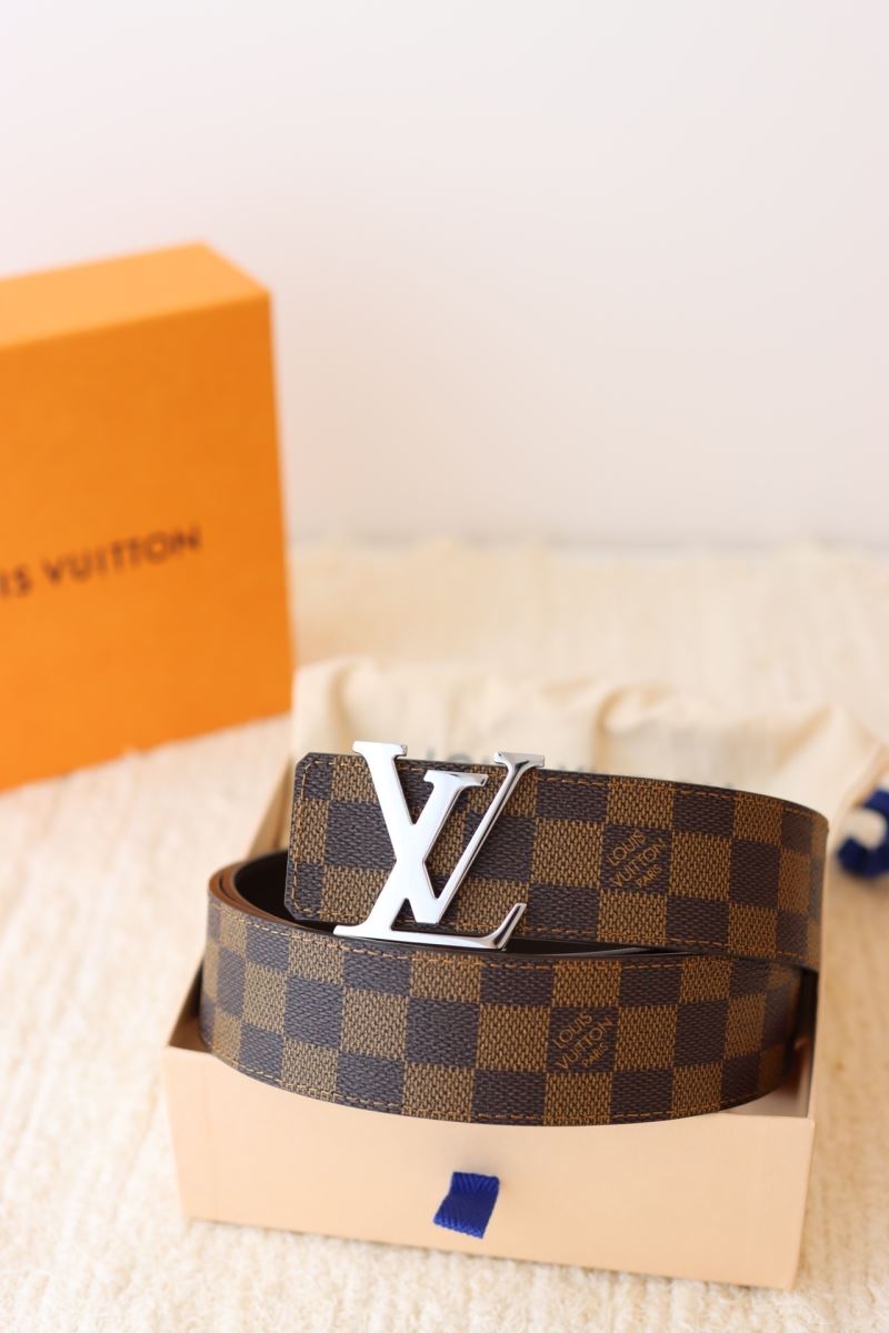 l0vis Vvtt0n belts
